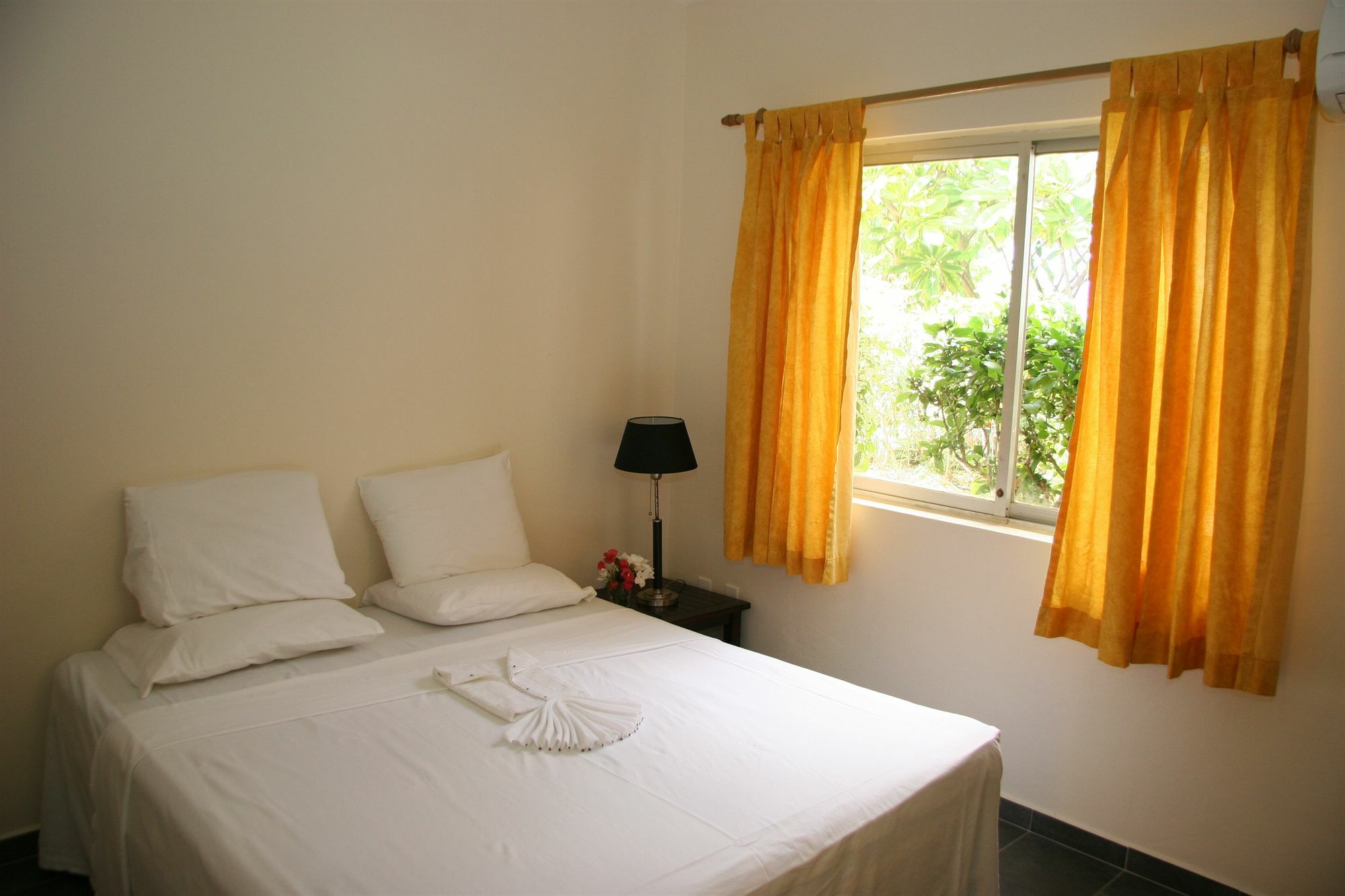 Caribbean Club Bonaire Aparthotel ภายนอก รูปภาพ