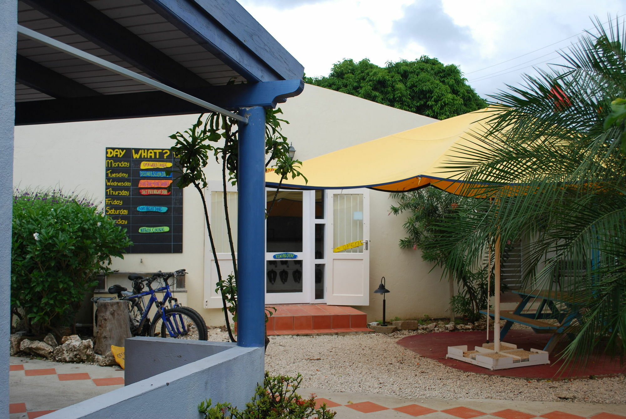 Caribbean Club Bonaire Aparthotel ภายนอก รูปภาพ